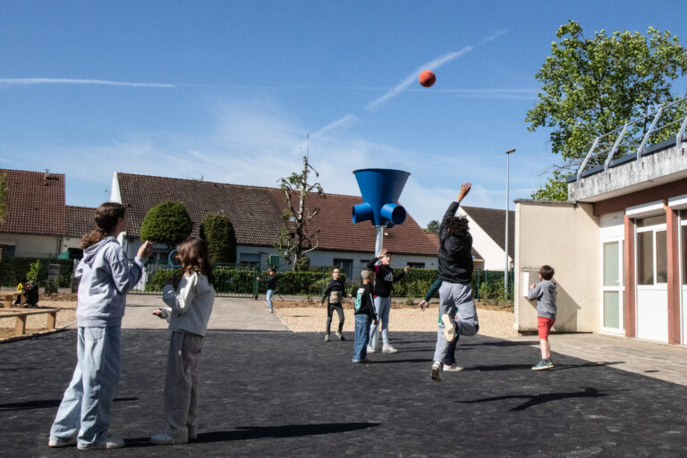 cour_ecole_ferry_genlis_2026_11