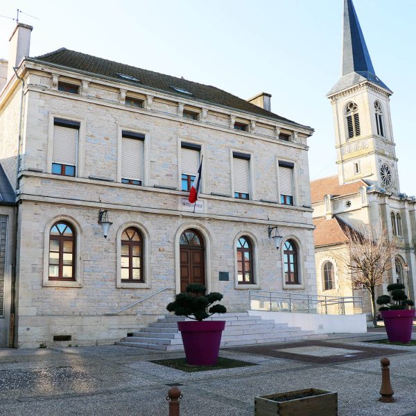 GENLIS_mairie_3